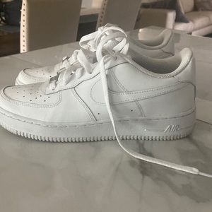 white nike air force 1s